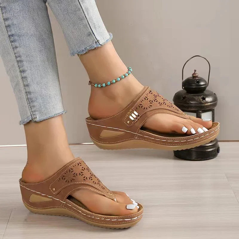 Clara™ | Sandália Wedge Ortopédica com Suporte Plantar