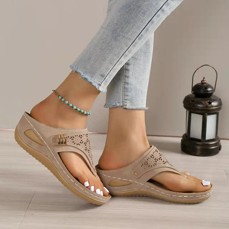 Clara™ | Sandália Wedge Ortopédica com Suporte Plantar
